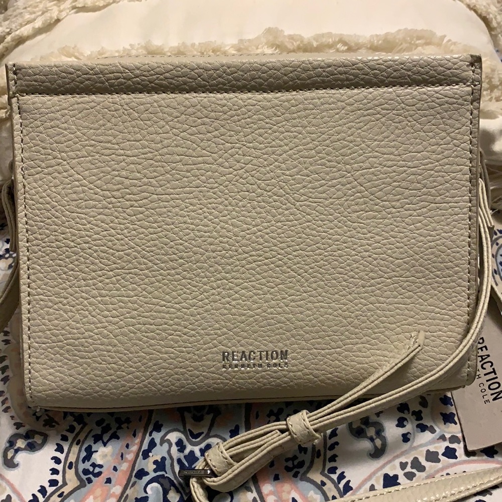 REACTION Kenneth Cole purse‎